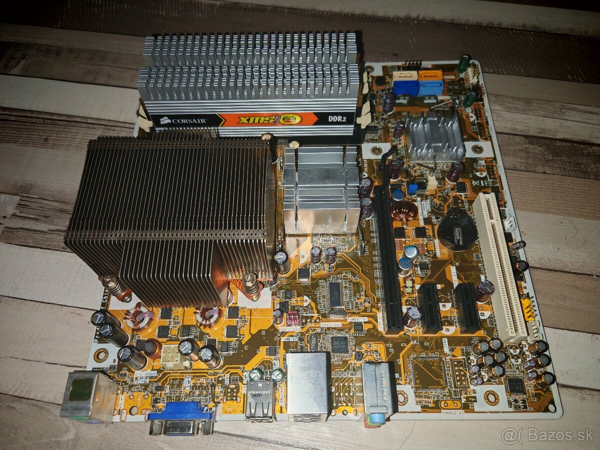 Asus doska (lga775) + ram corsair G4GB + Intel E5500