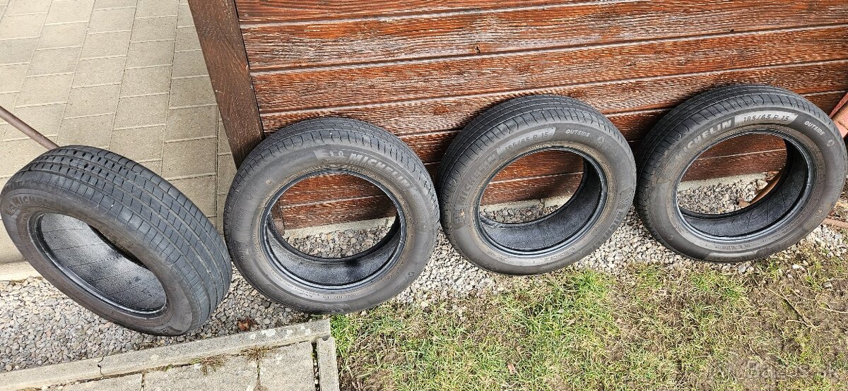 Predám NOVÉ pneu 185/65 R15 Michelin