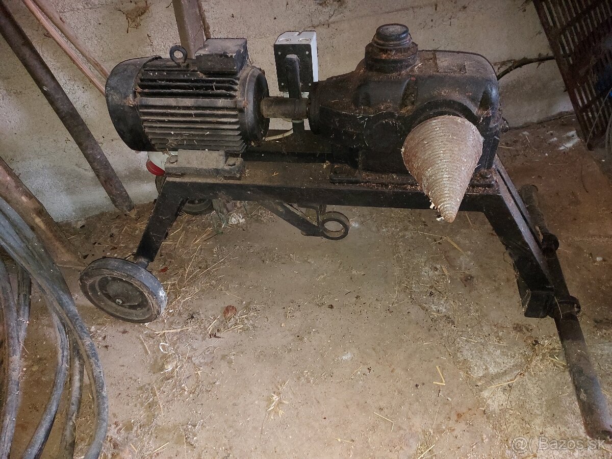 Štiepačka dreva 380V