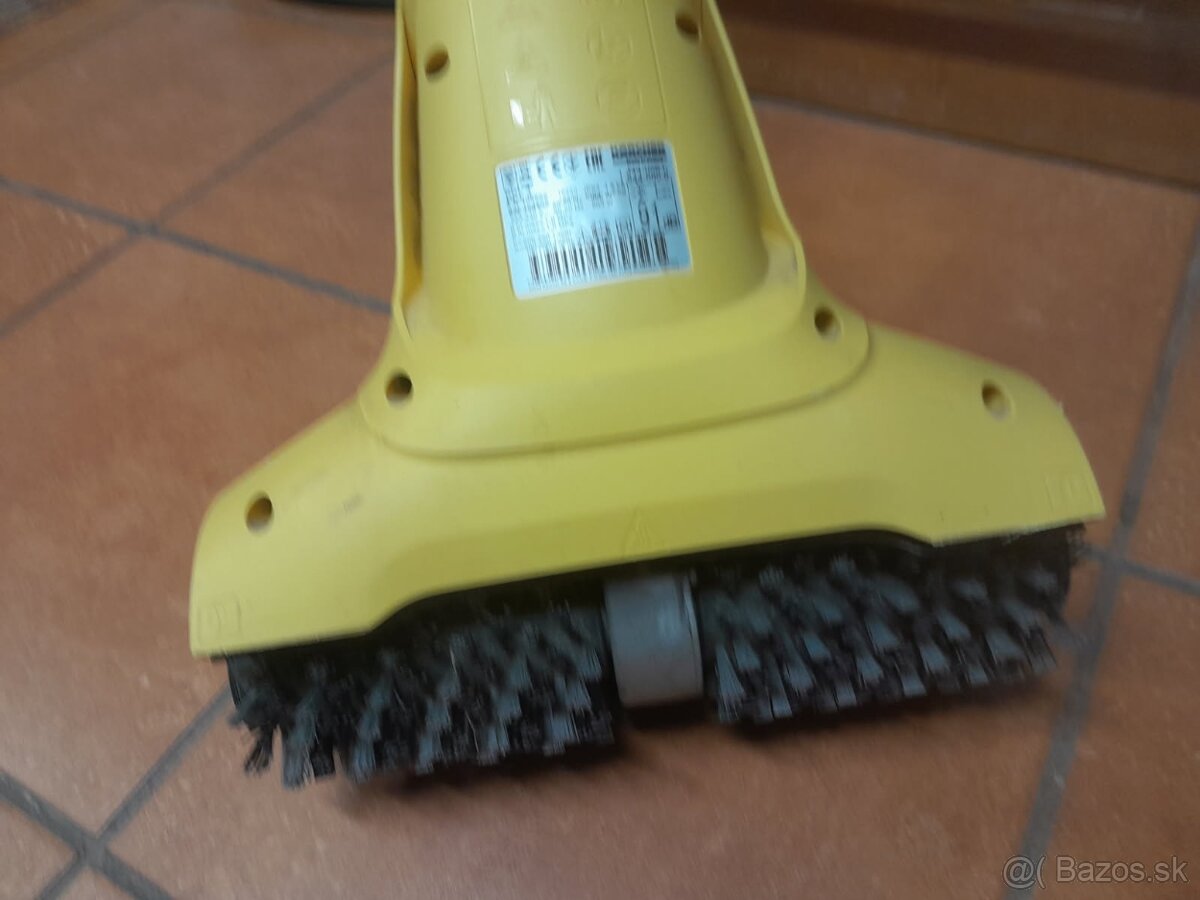 Čistiaca kefa na dlazbu