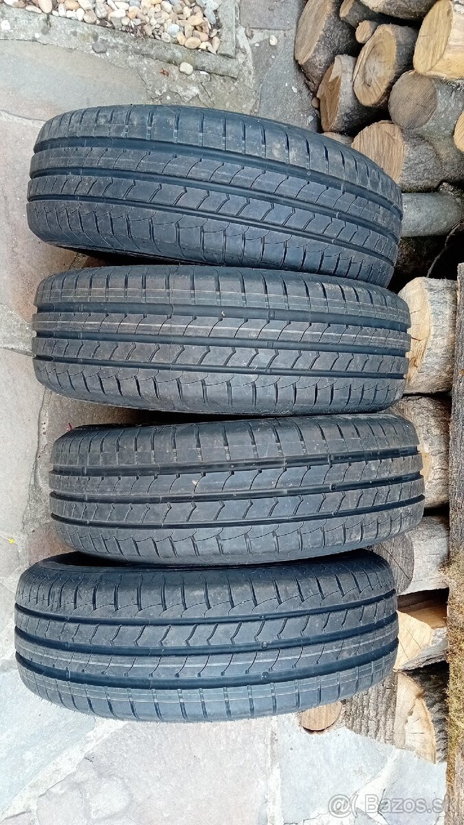 Gumy 195/60 R16