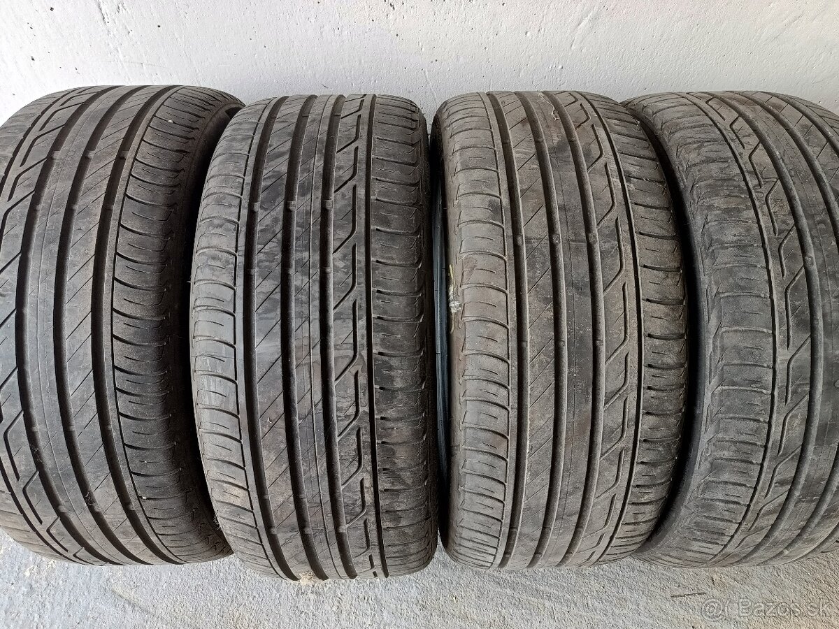 225/40 R18 letne