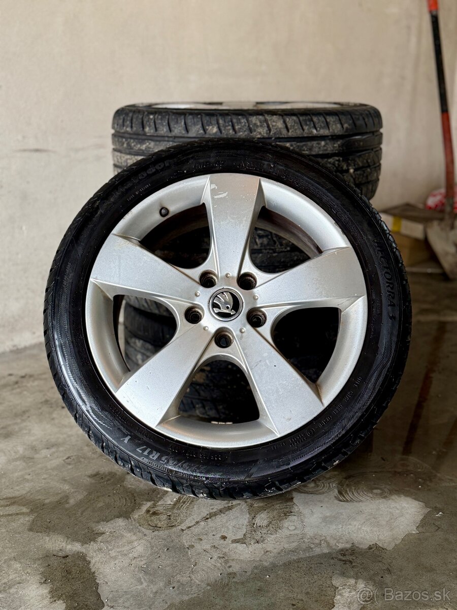 Škoda Pegasus r17 225/45 r17