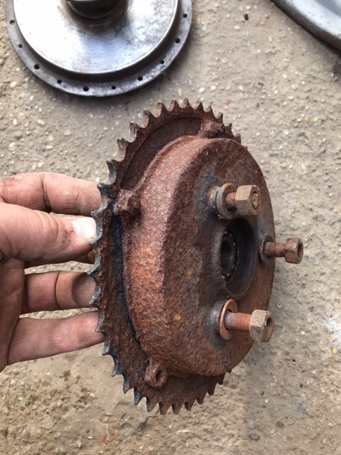 NSU 351, 501 OS/OSL rozeta s brzdovým bubnom