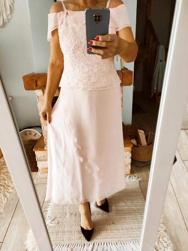 Slávnostné (spoločenské) šaty od Karen Miller