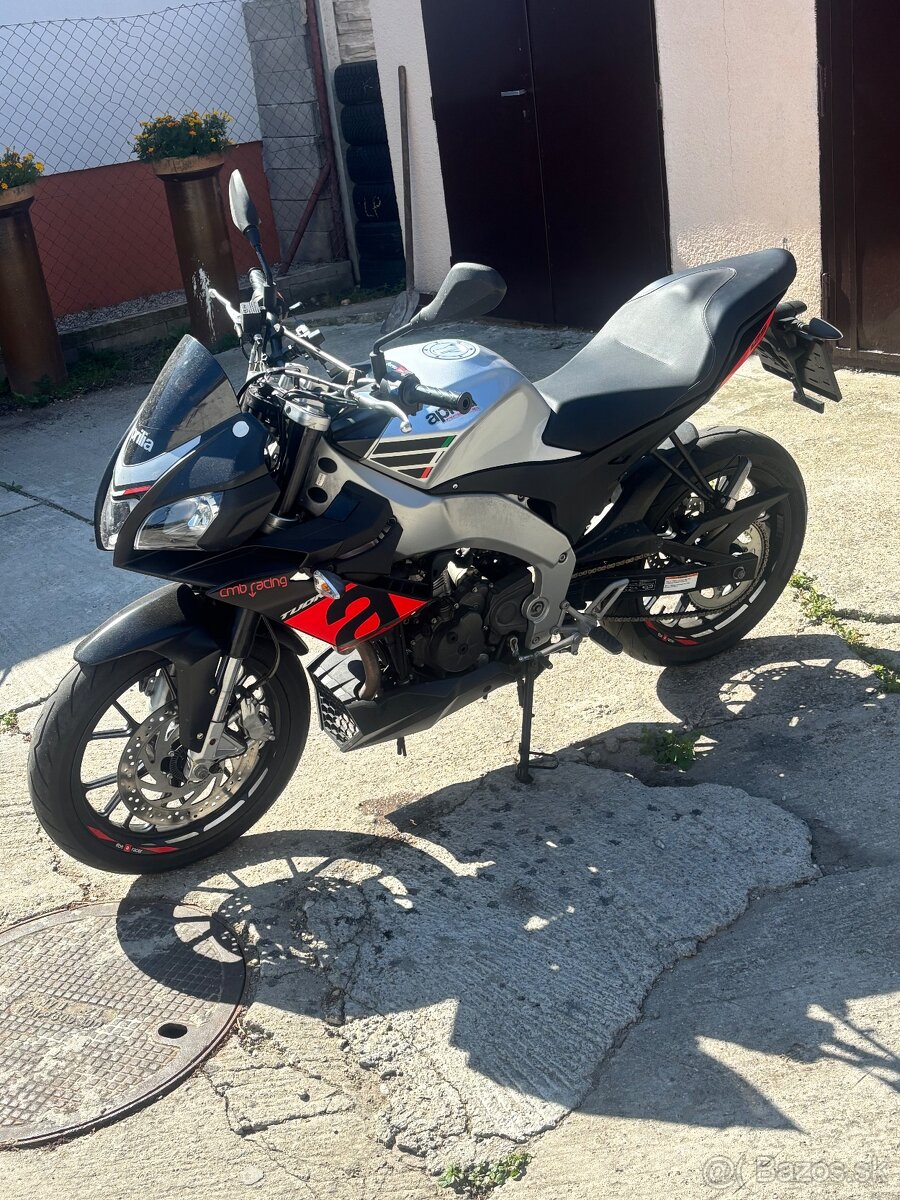 Aprilia tuono 125