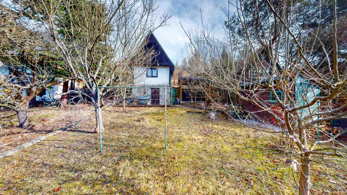 Záhradná chatka s vysporiadaným pozemkom Zvolen / Neresnica