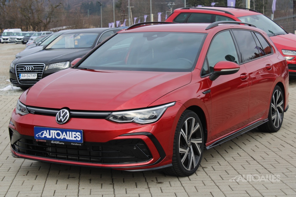 Volkswagen Golf Variant 1,5 e-TSi 110 kW R-LINE