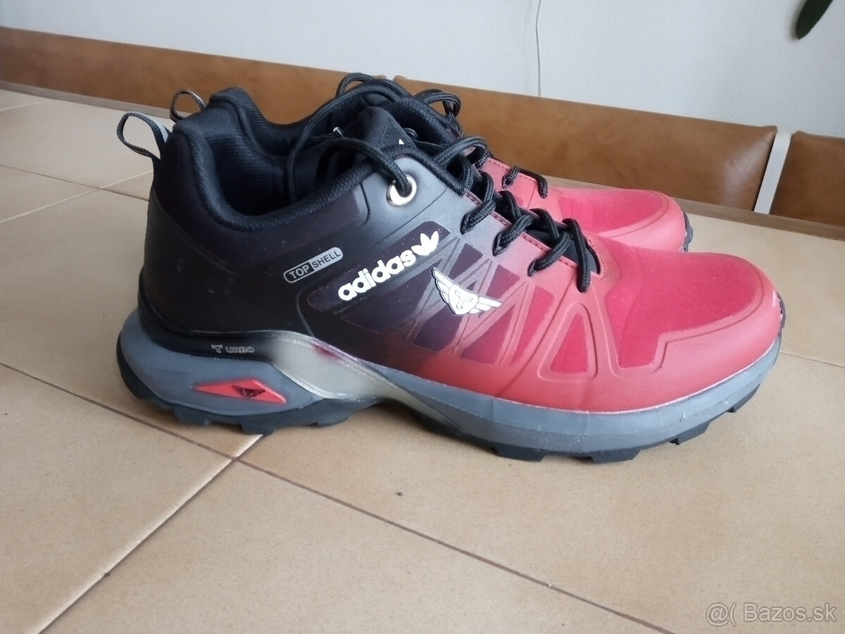 Panske crosove bezecke botasky ADIDAS Top Shell.