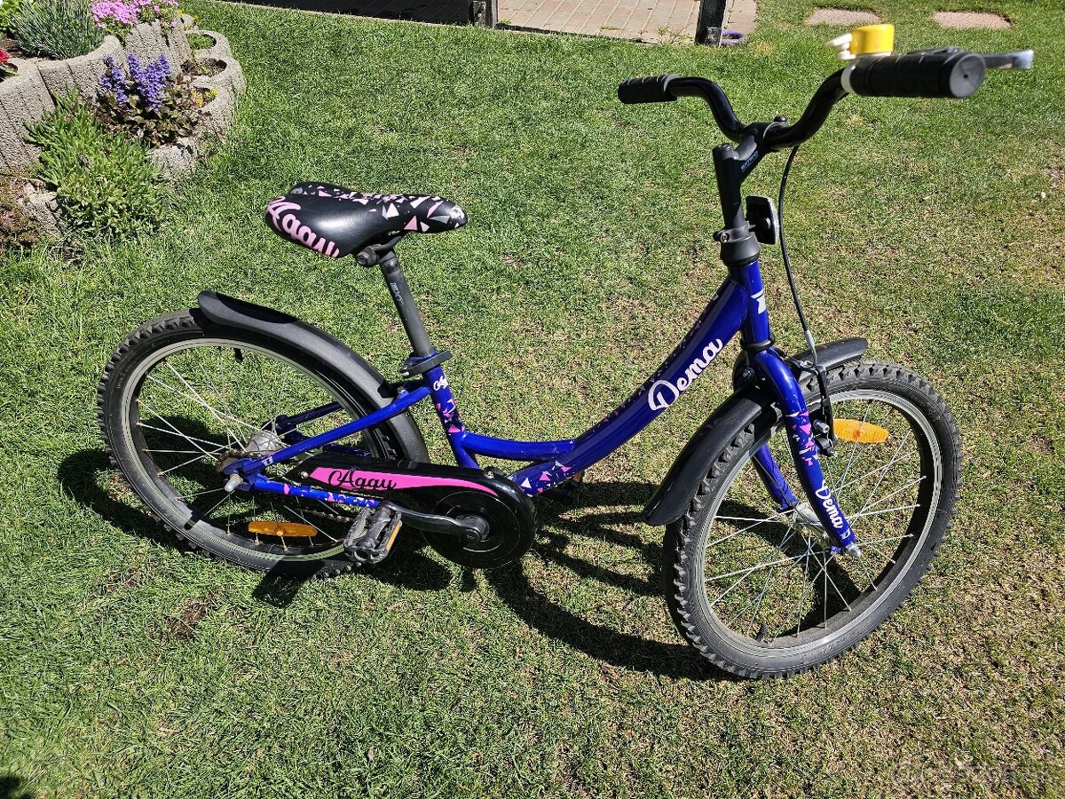 Dievčenský bicykel  Dema Aggy 20 fialový 2020