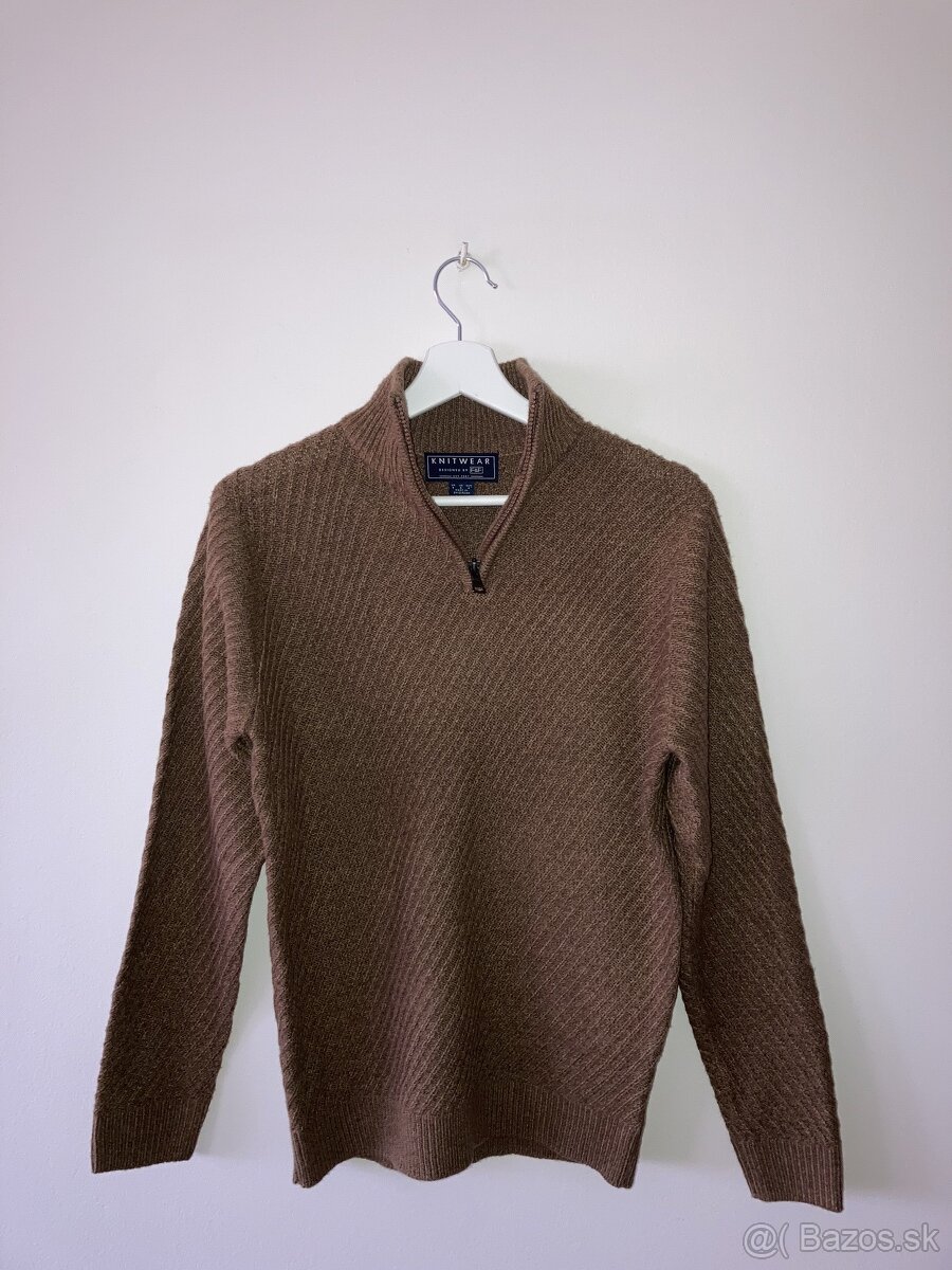 Nový elegantný príjemný pánsky sveter - veľ. S - LACNO
