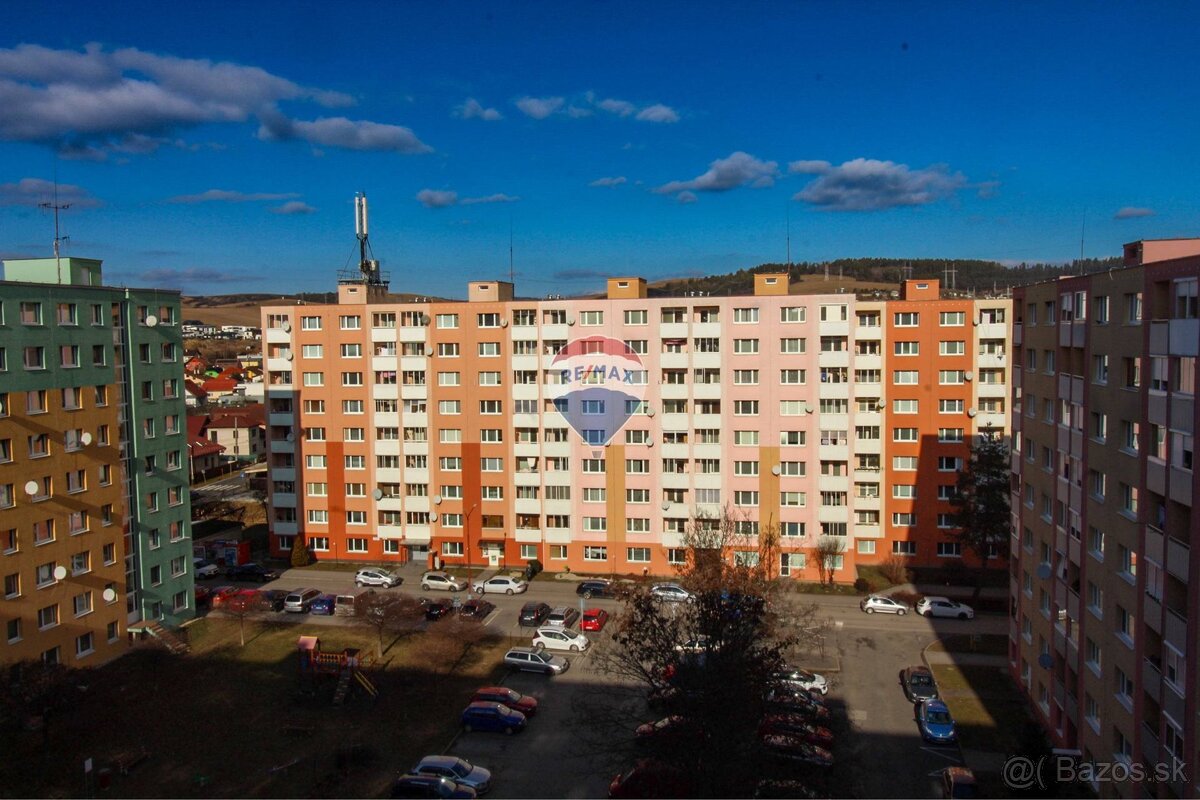 KRÁSNY SLNEČNÝ 3-izbový byt s balkónom, v obľúbenej lokalite