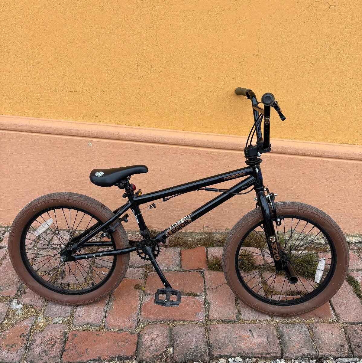 Bicykel BMX