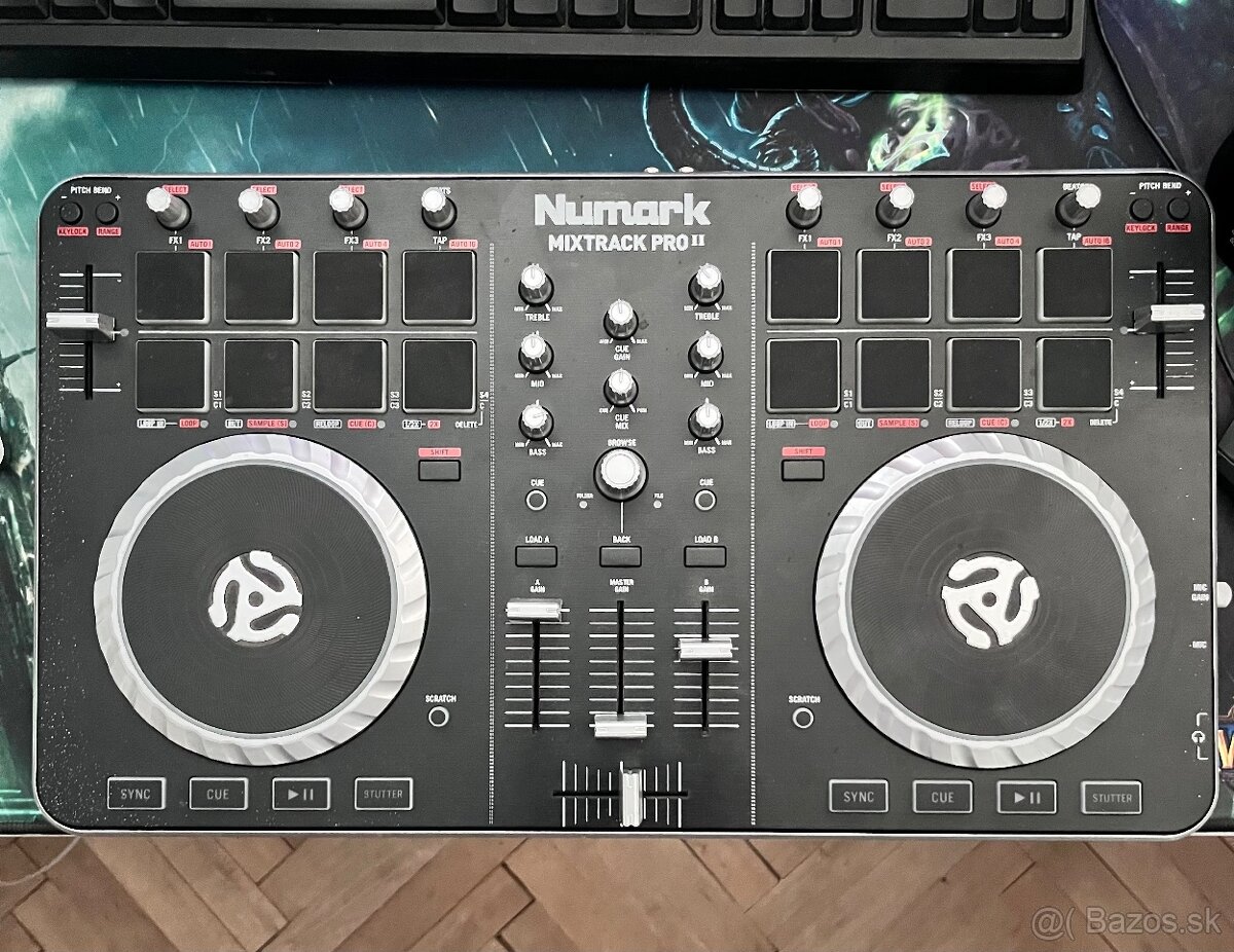Numark Mixtrack Pro 2