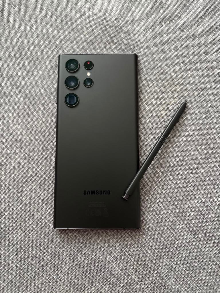 Samsung Galaxy s22 Ultra 128GB čierny