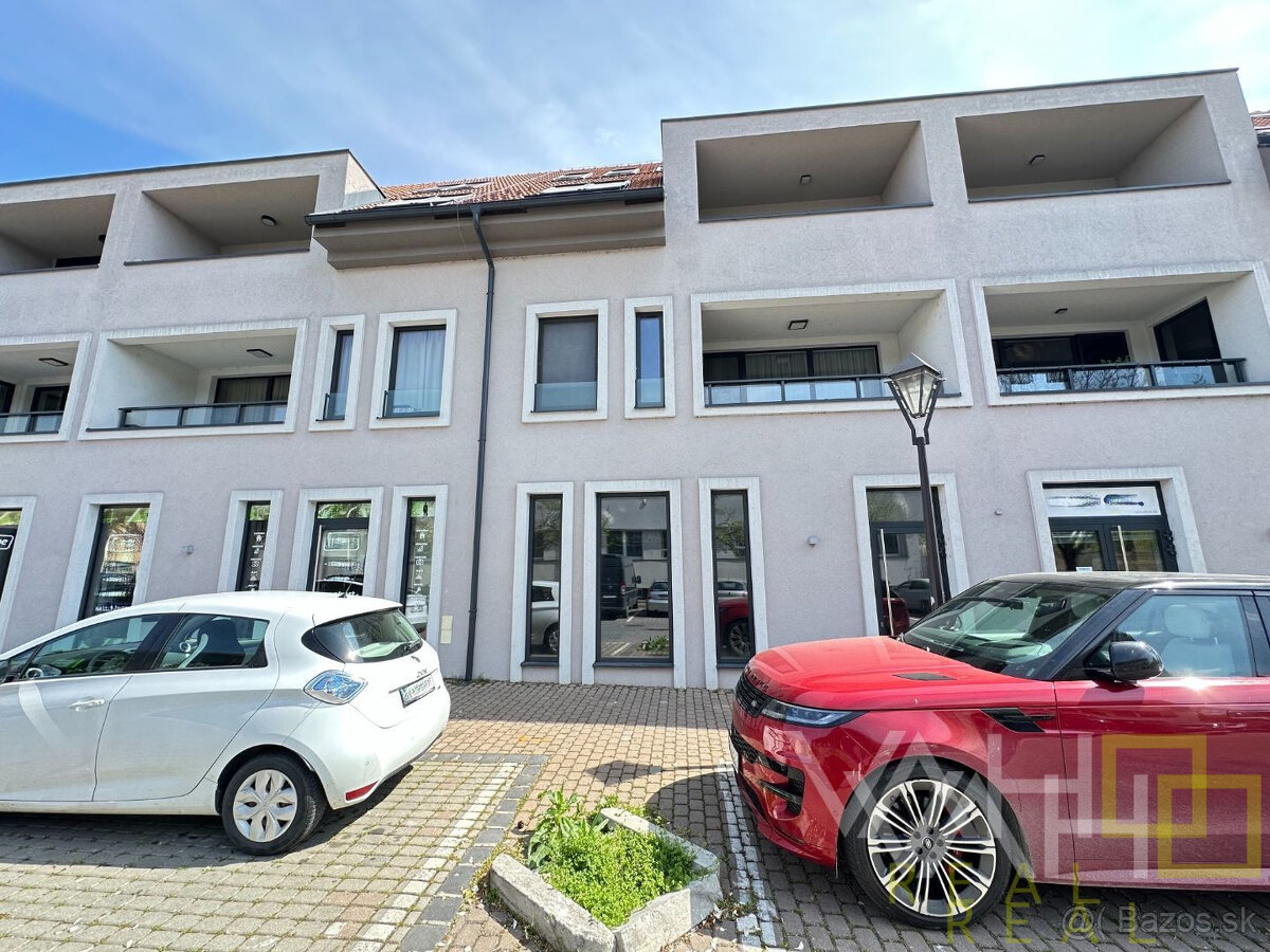 Obchodný priestor v centre mesta, Františkánska ulica, CITY