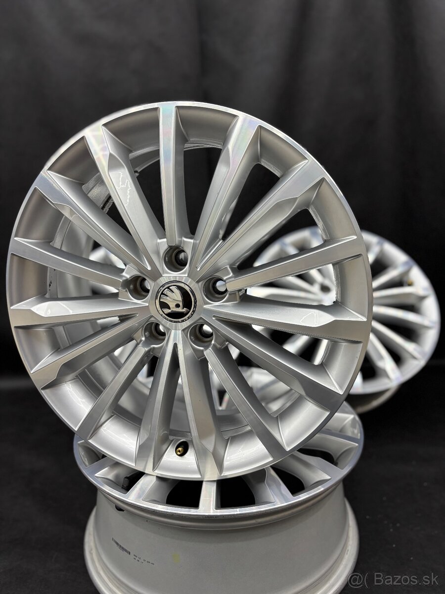✅ 5x112 r 18 Trinity Kodiaq krasny stav