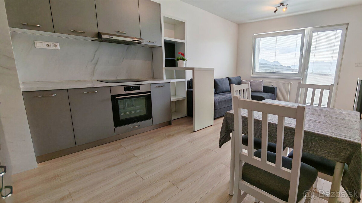 FINREA│3 izbový moderný byt s balkónom - Nemocničná