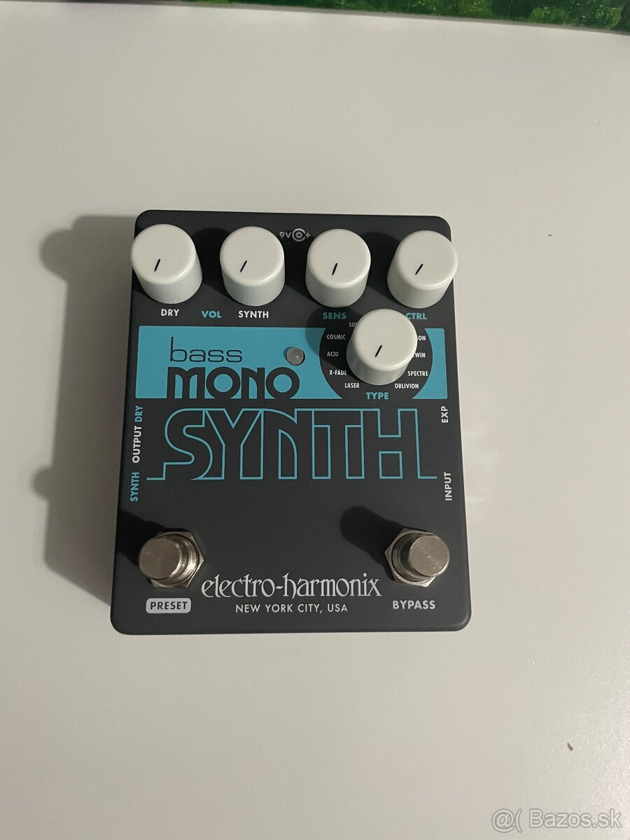 EHX Bass Mono Synth