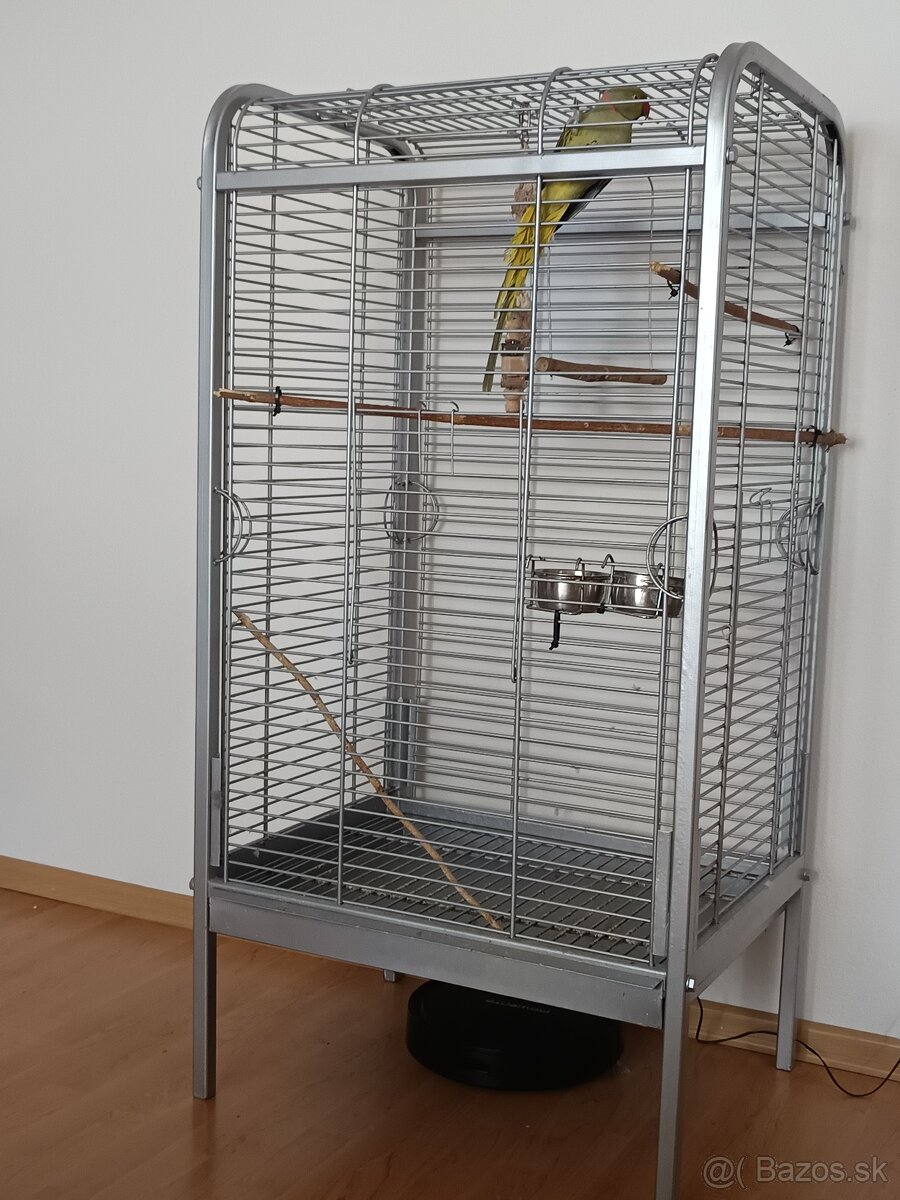 Predám klietku pre veľké vtáky
