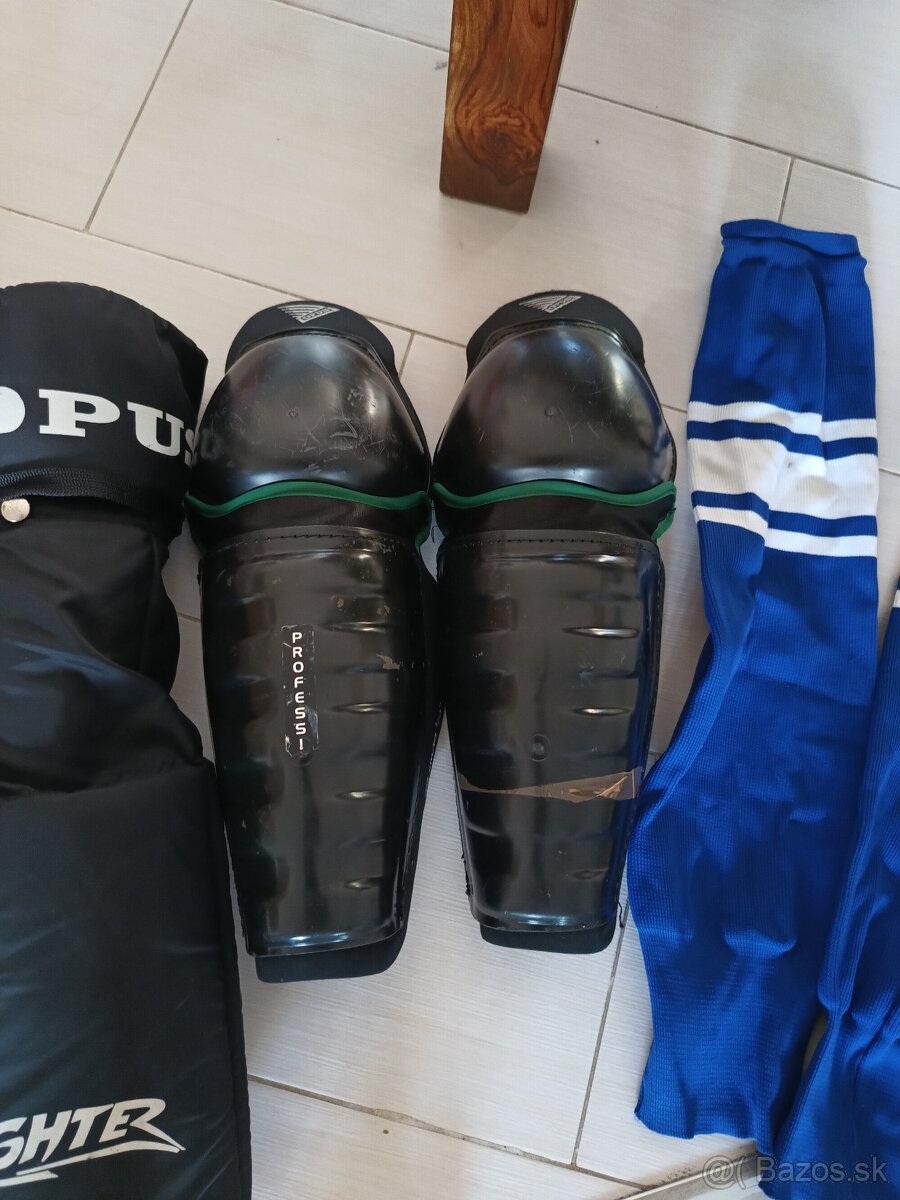 Hokejova vystroj junior/ dospely