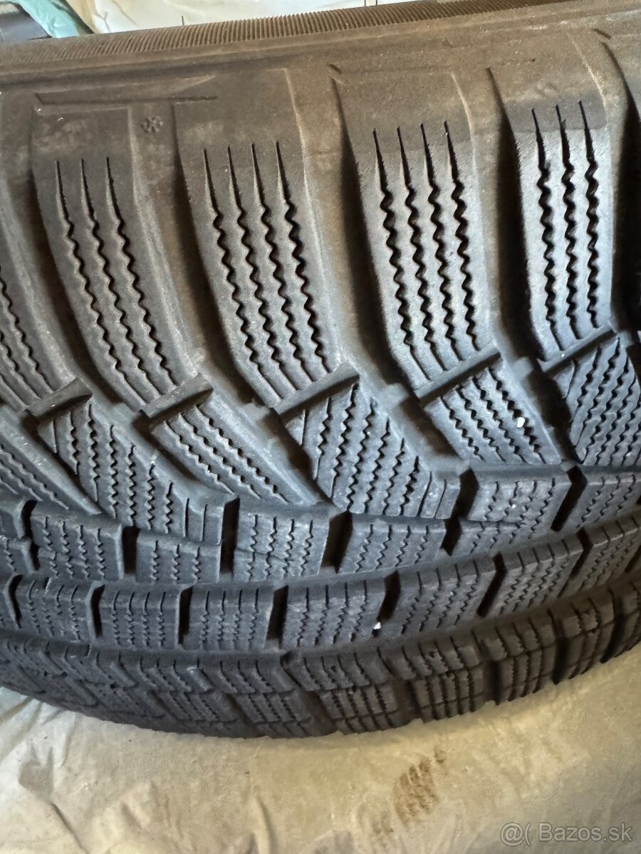 Zimné pneumatiky Hankook Winter icept evo2 SUV 285/45 R21