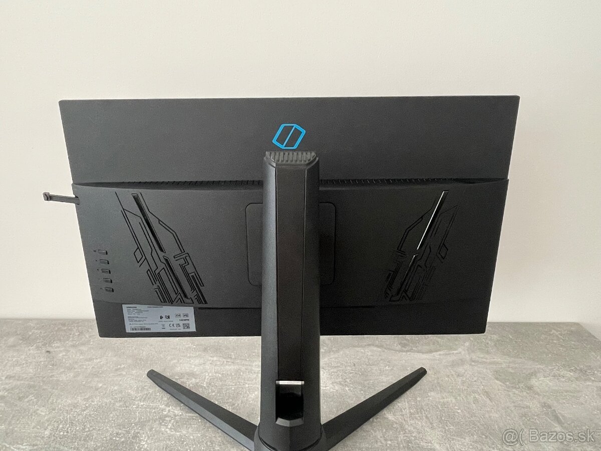 Herny PC plus monitor zdarma