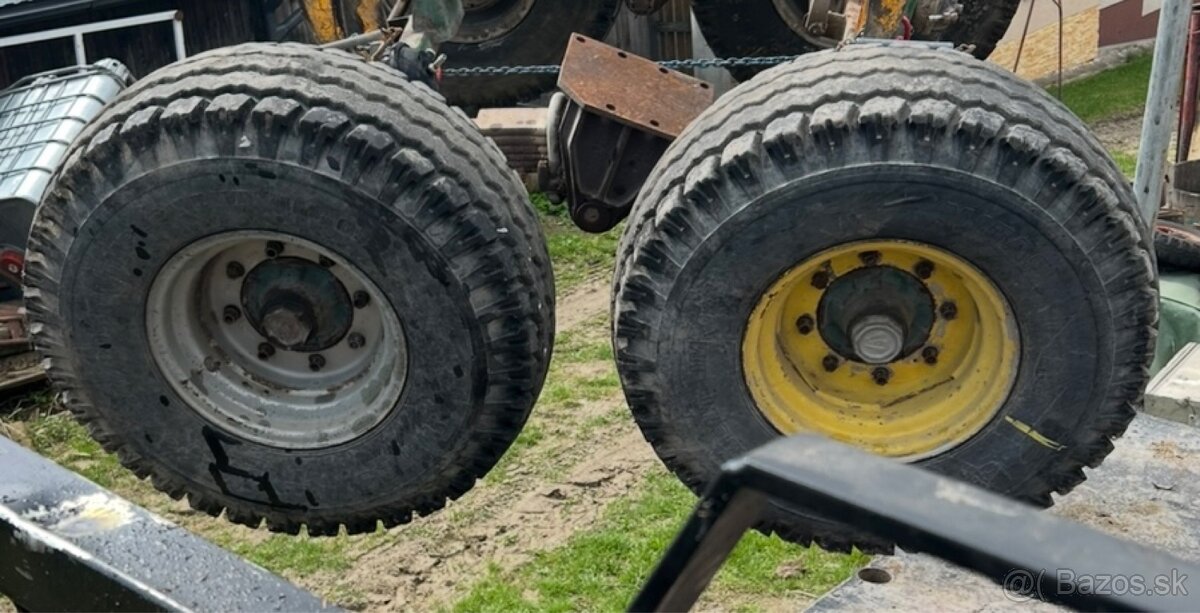 Kolesa na vlečku 14,5/80-18 mitas