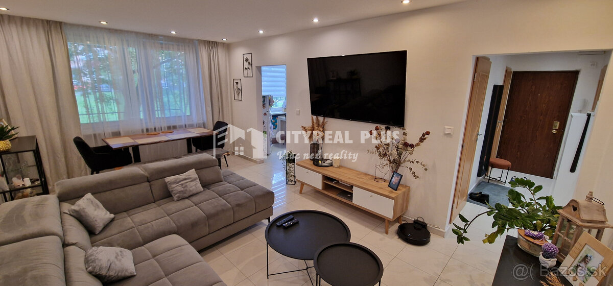 Ponúkam NA PREDAJ  3 izbový byt 82m2 Nové Zámky