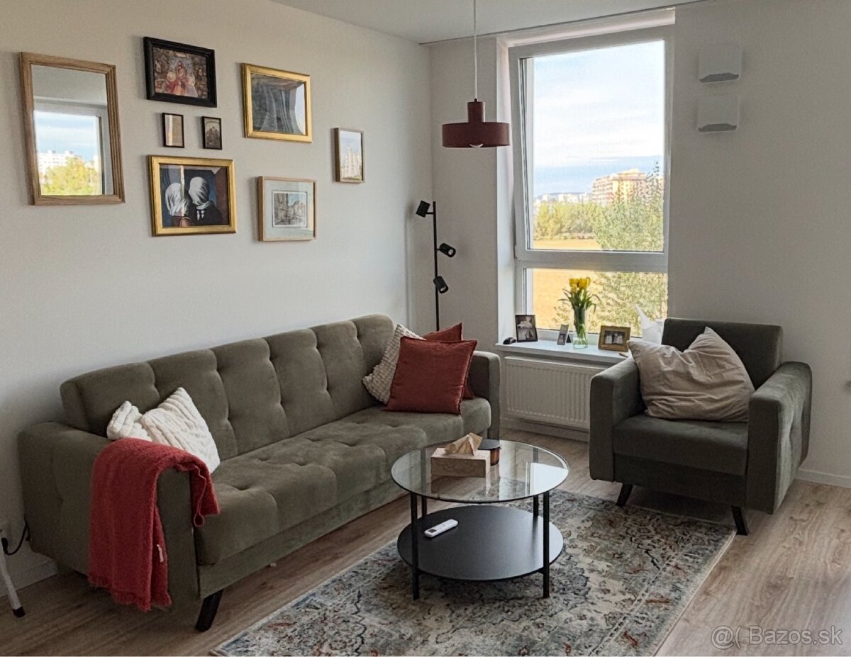 Sedačka s kreslom (spolu)