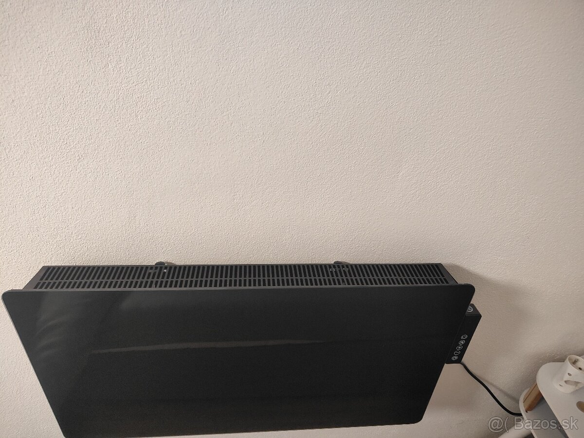 Sklokeramicky ohrievač