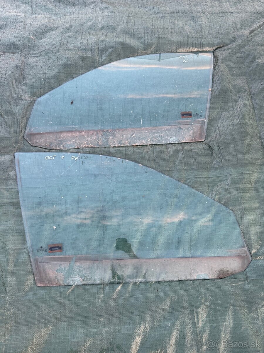 Predné posuvné okno ľavé a pravé Octavia 1