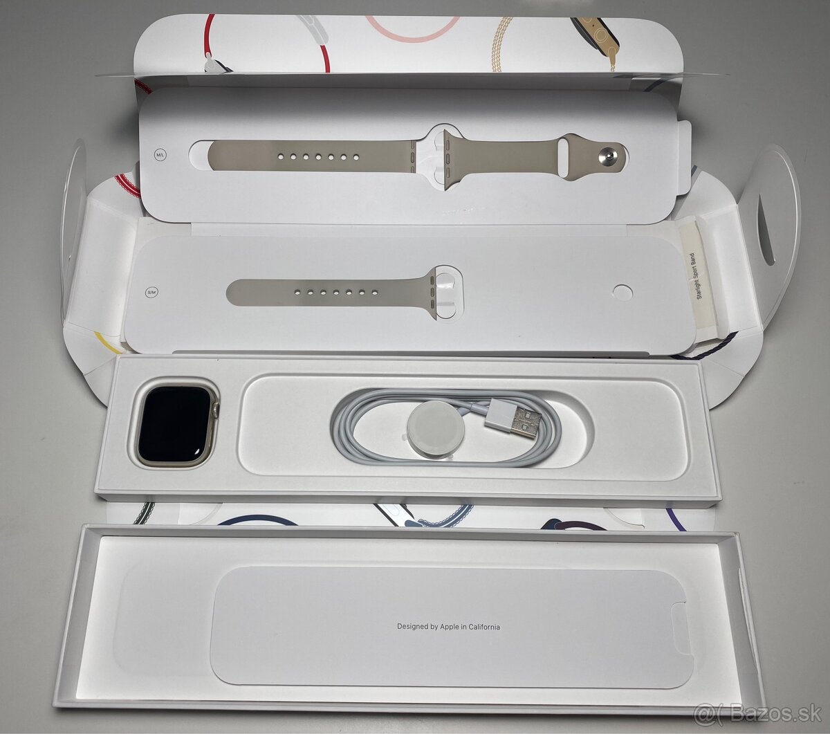 Apple Watch 8, batéria 97%