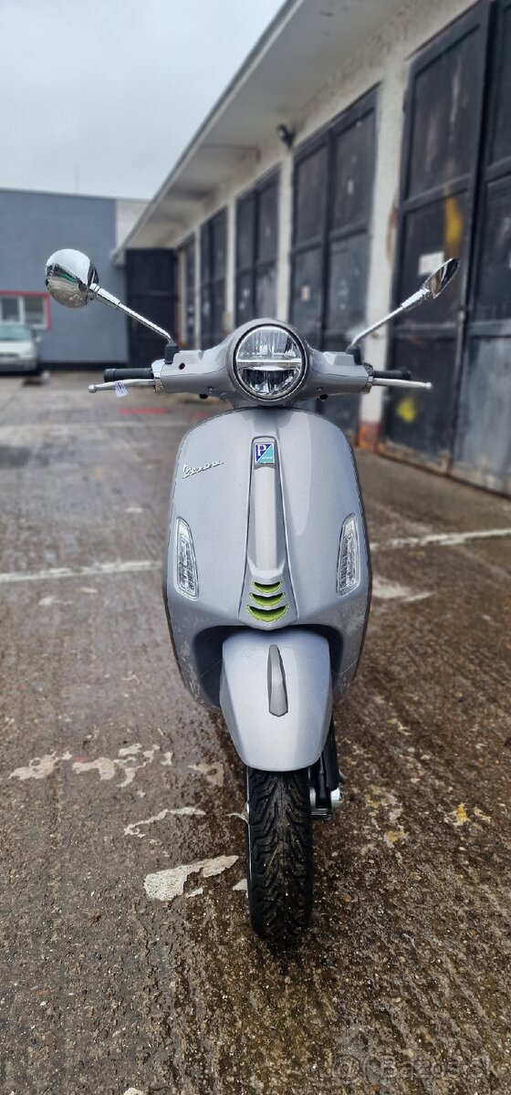 Vespa Primavera 125 Tech