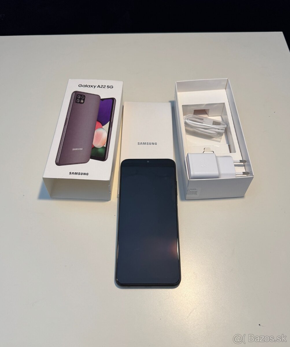 Samsung Galaxy A22 5G v čiernej farbe, veľmi dobrý stav