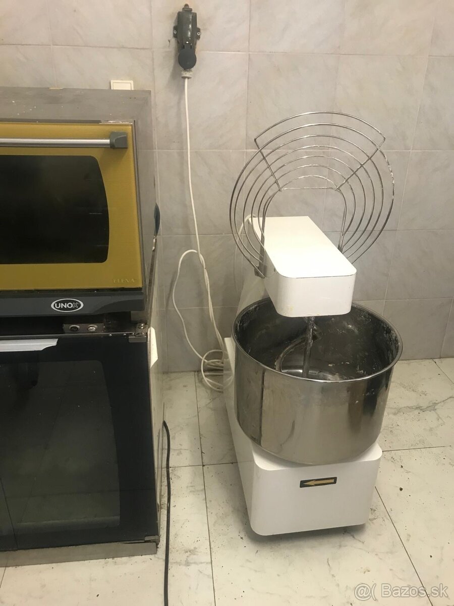 Miešačka - Špiralovy mixer