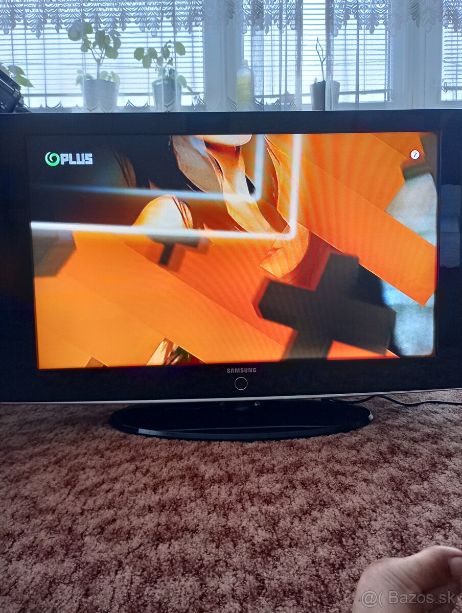 Tv Samsung 40", 101cm
