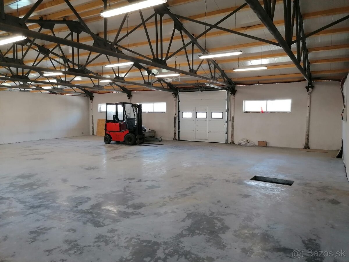 Skladové priestory na prenájom, Horný Hričov, 237 m2