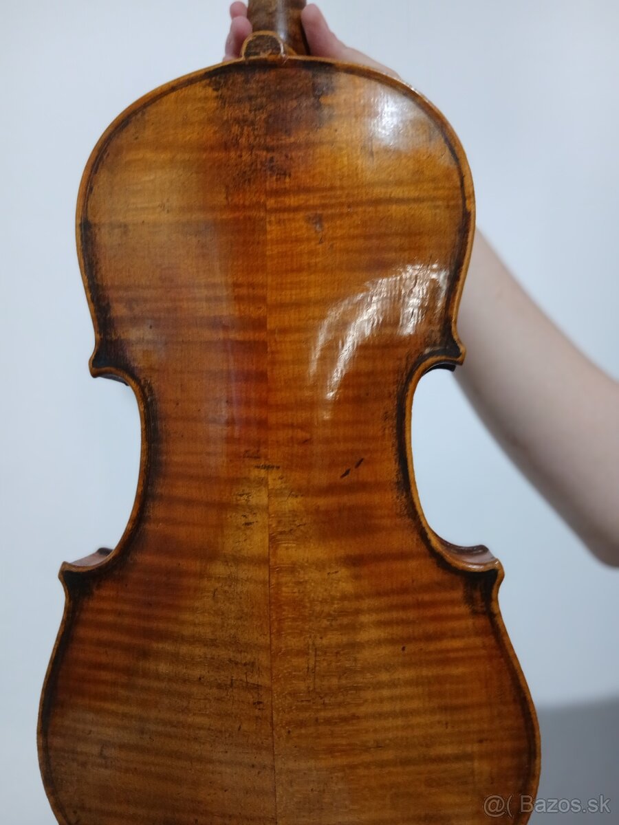 Staré husle