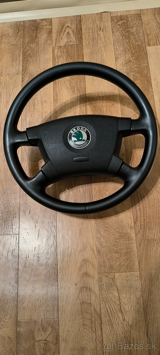 Skoda Fabia kozeny volant