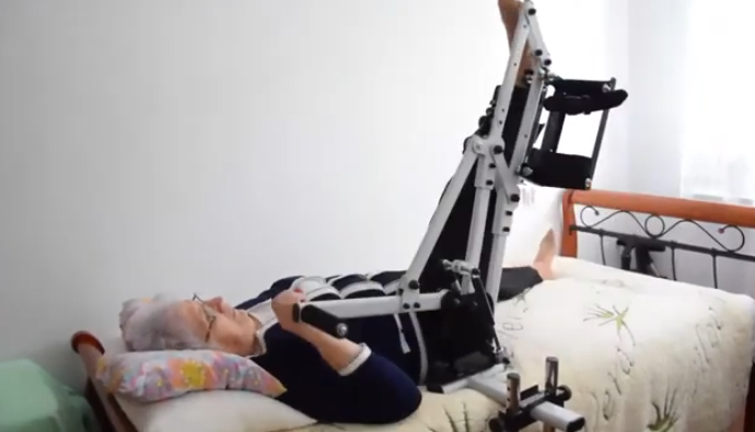 Rehabilitačný trenažér nôh pre ľudí so zdravotným postihnutí