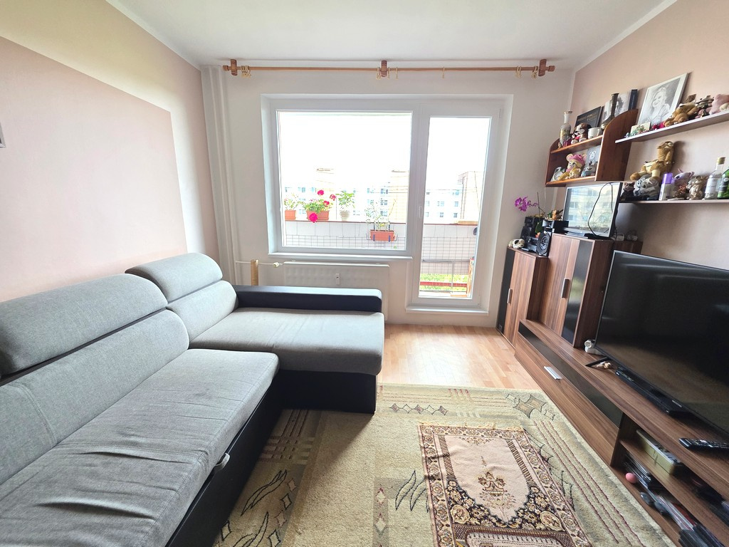 Predáme byt 1+1, Žilina - Vlčince 2, Ľubľanská ul., R2 SK.