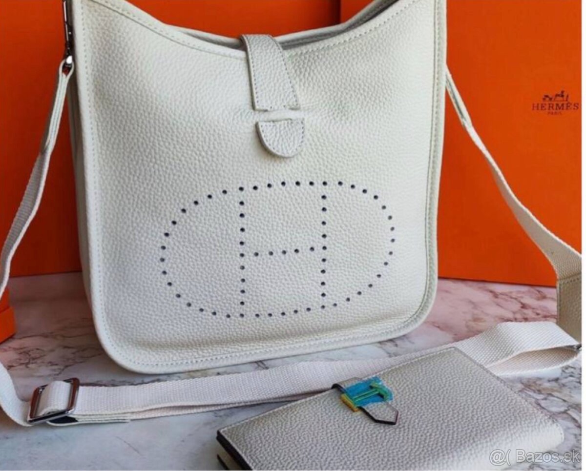 Kabelka Hermès Evelyne 25 cm .Farba mliečna .