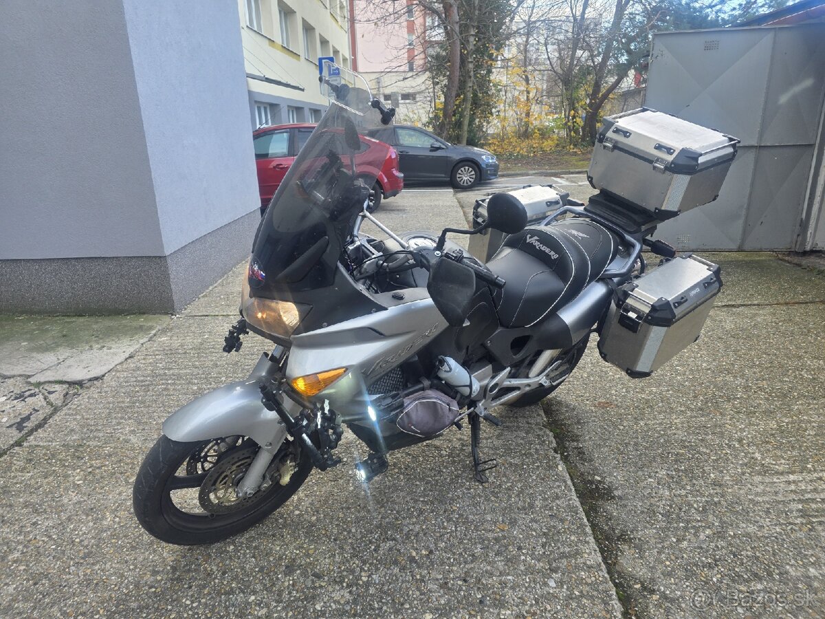 Predam hondu varadero xl 1000 r.v.2007