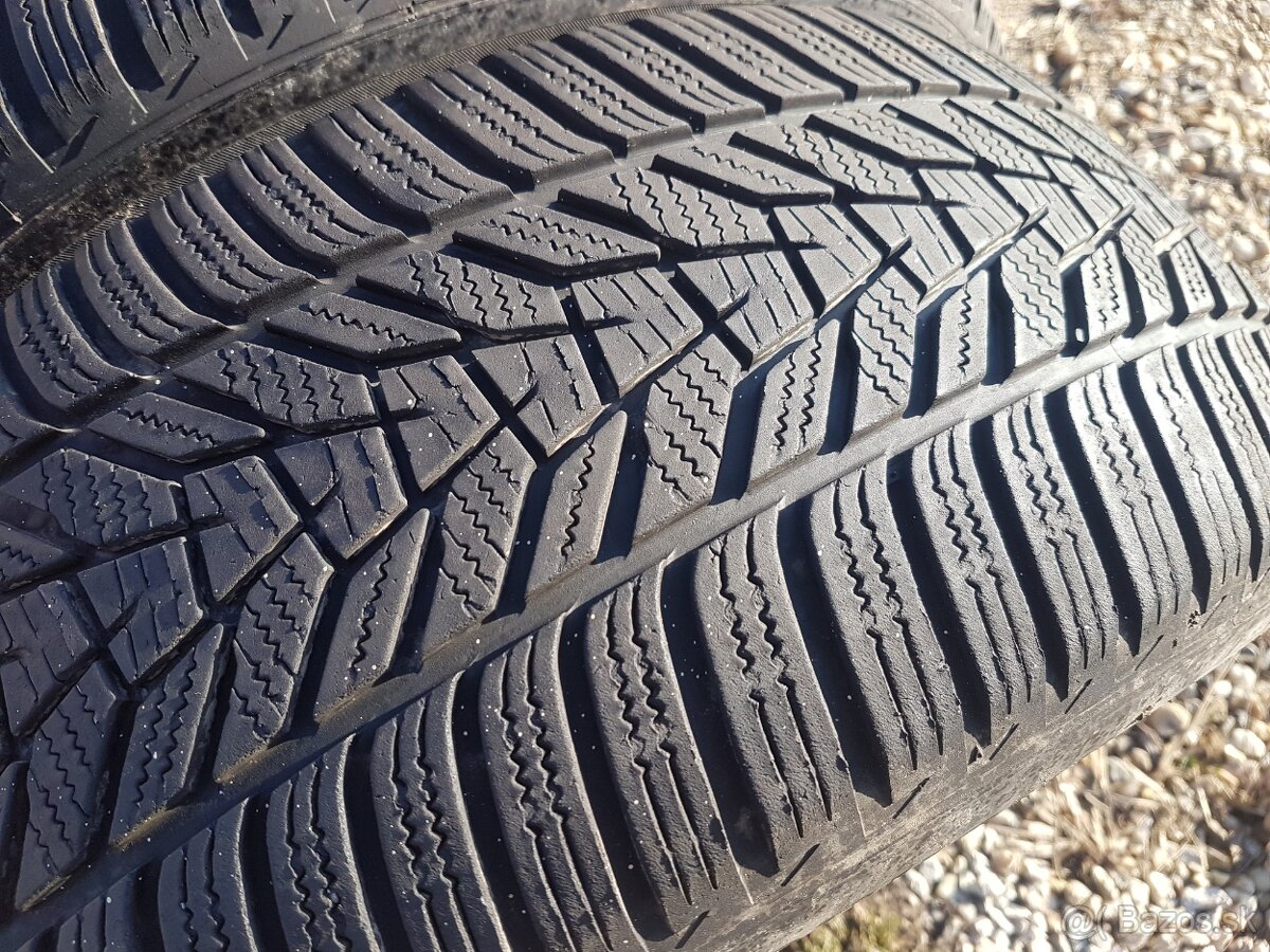 235/55 r18 zimné pneumatiky 2ks Hankook DOT2023