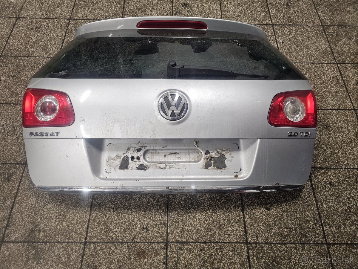 Kufrove dvere combi passat b6