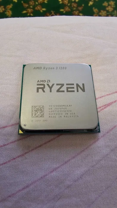 AMD RYZEN 3 1200