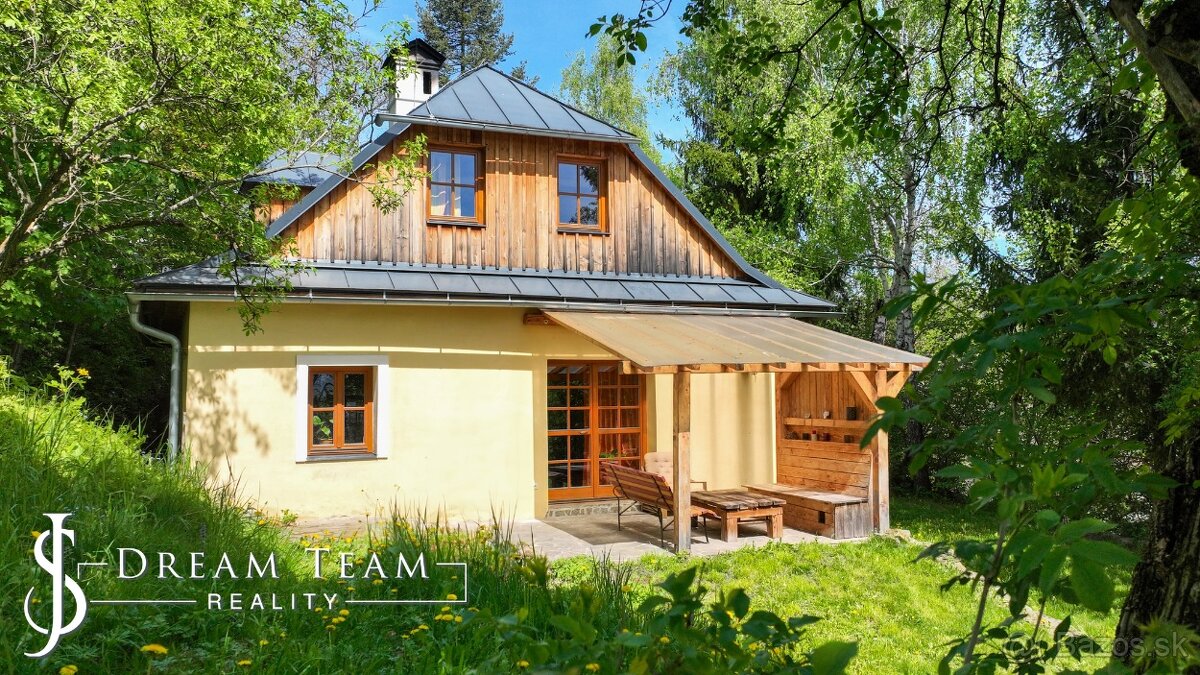 Rodinný dom s apartmánom a záhradou 1540m2, Banská Štiavnica