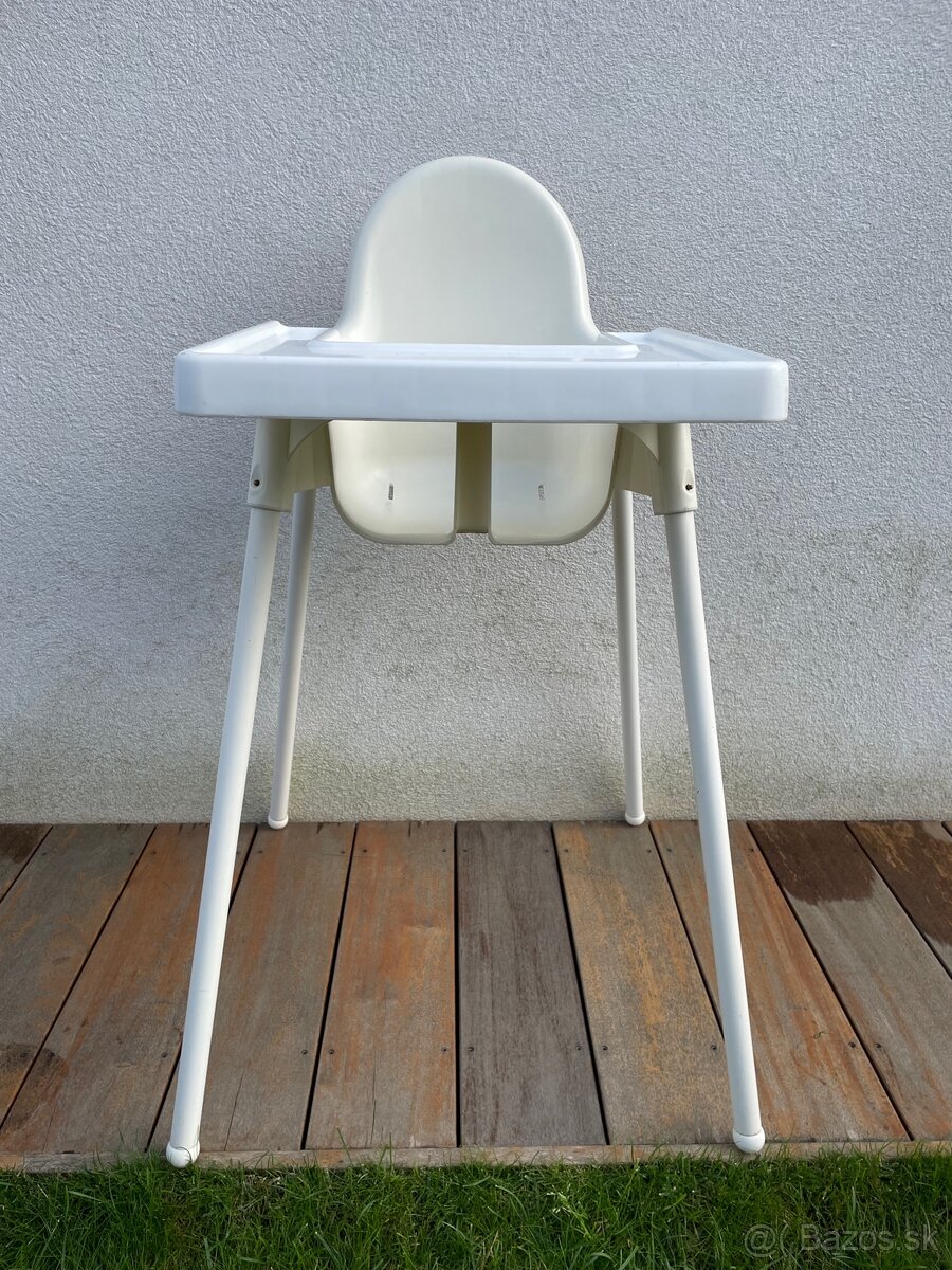 Antilop IKEA detska stolicka na krmenie s podnosom biela