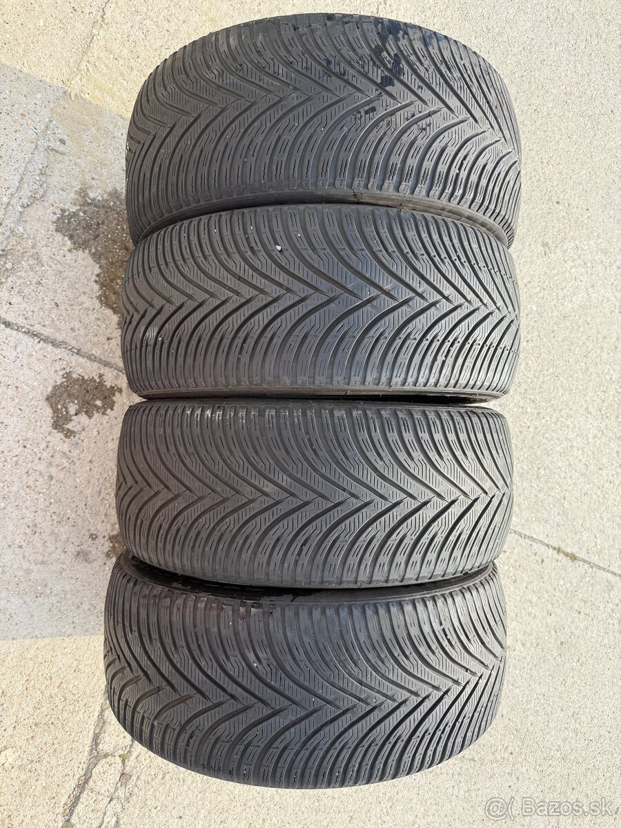 Zimné pneumatiky BF Goodrich g-Force Winter 2 235/45 R18